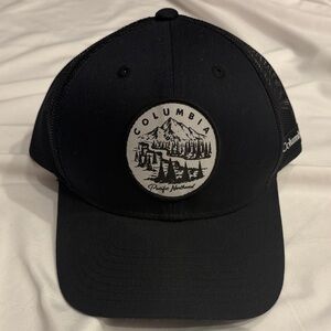 Columbia PNW Snapback Trucker Hat